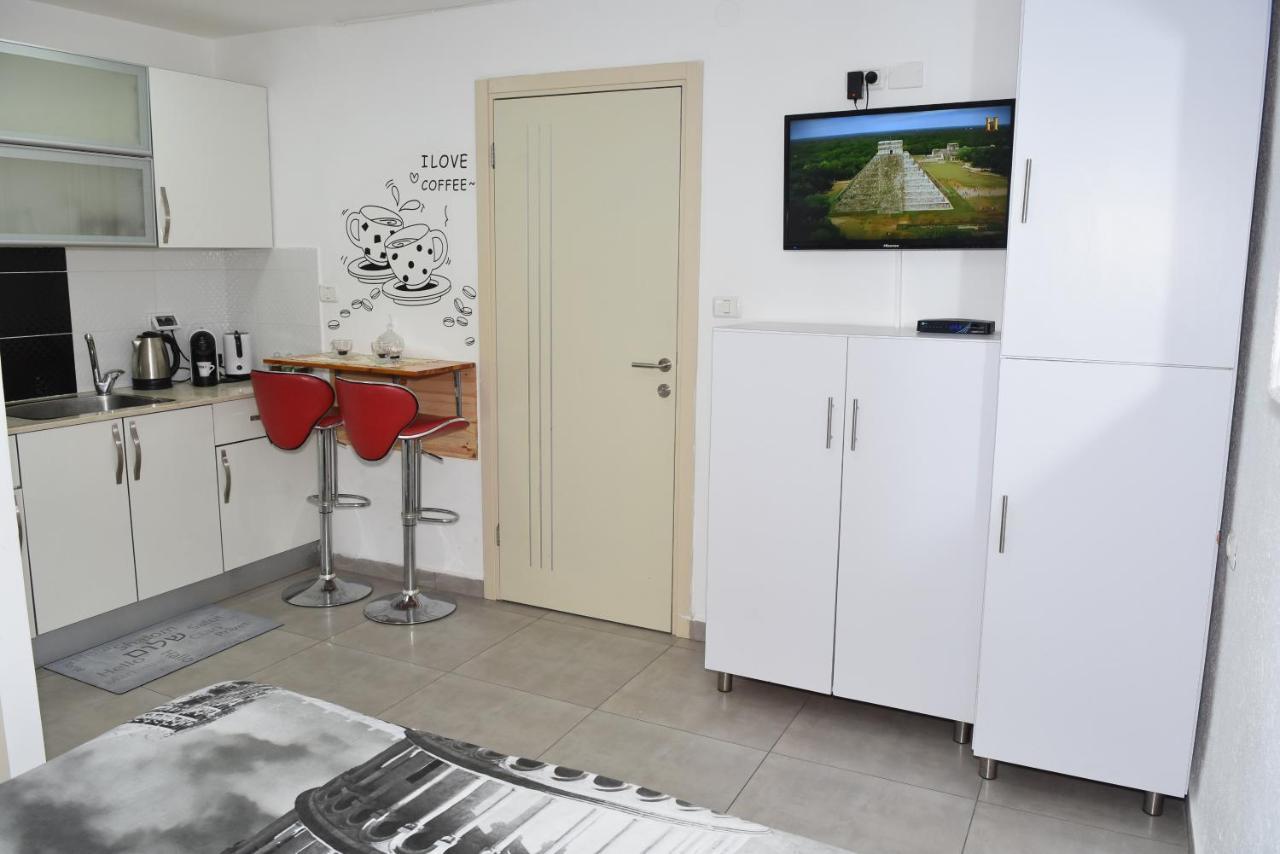 Sweet Dreams Apartment Tiberias Exterior photo
