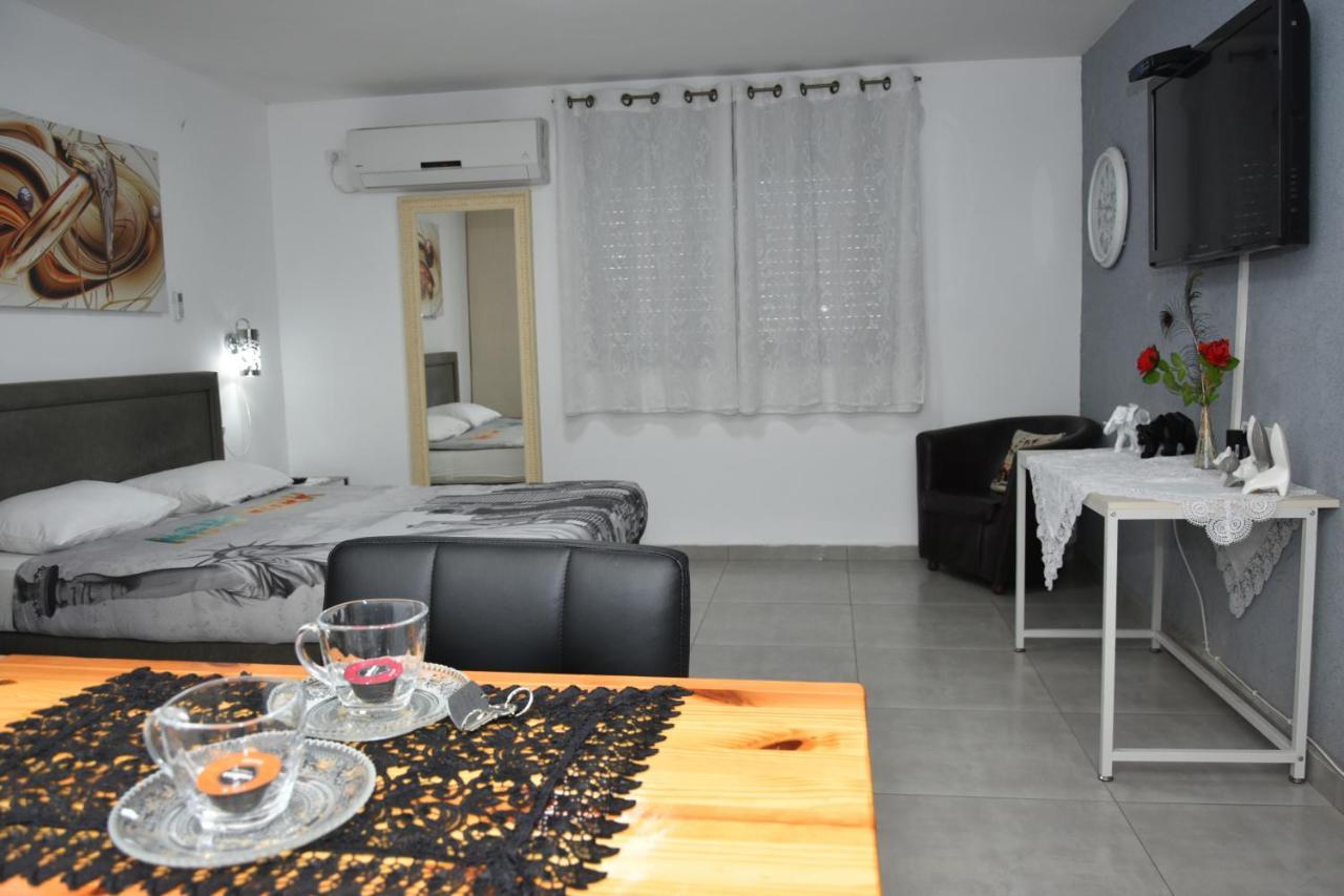 Sweet Dreams Apartment Tiberias Exterior photo